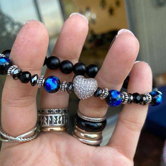 White gold plated cz heart onyx & austrian glass - Picture 8 of 13